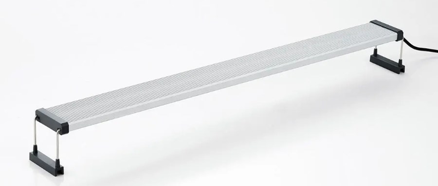 CHIHIROS B-SERIE 60-80 CM (37,1 W)  BLUETOOTH
